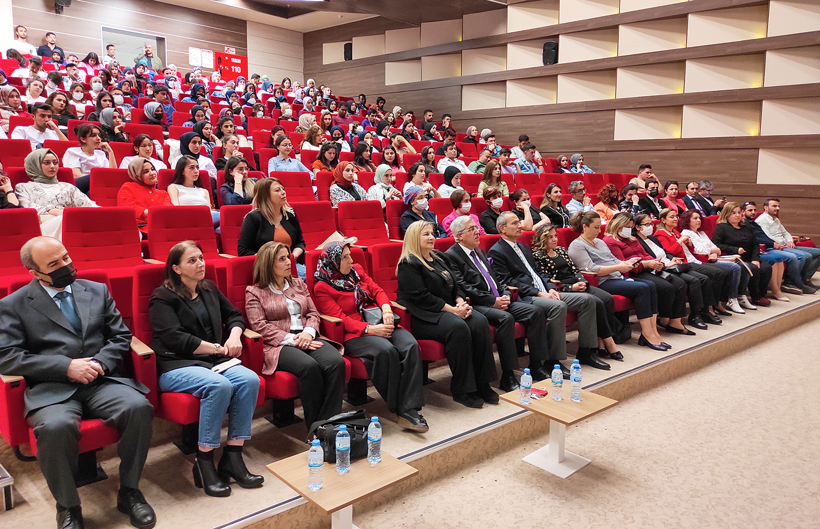 Üniversitemizde 12 Mayıs Dünya Hemşireler Günü Etkinliği Gerçekleştirildi